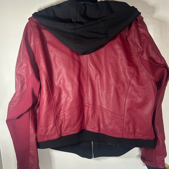 Torrid Red Faux Leather Jacket with Black Hood - Picture 4 of 8